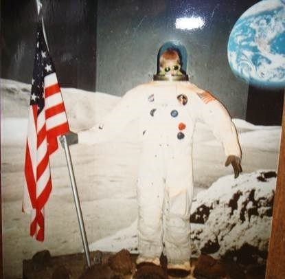 Barry posing for a photo as an astronaut on the Moon in the early ‘90s.