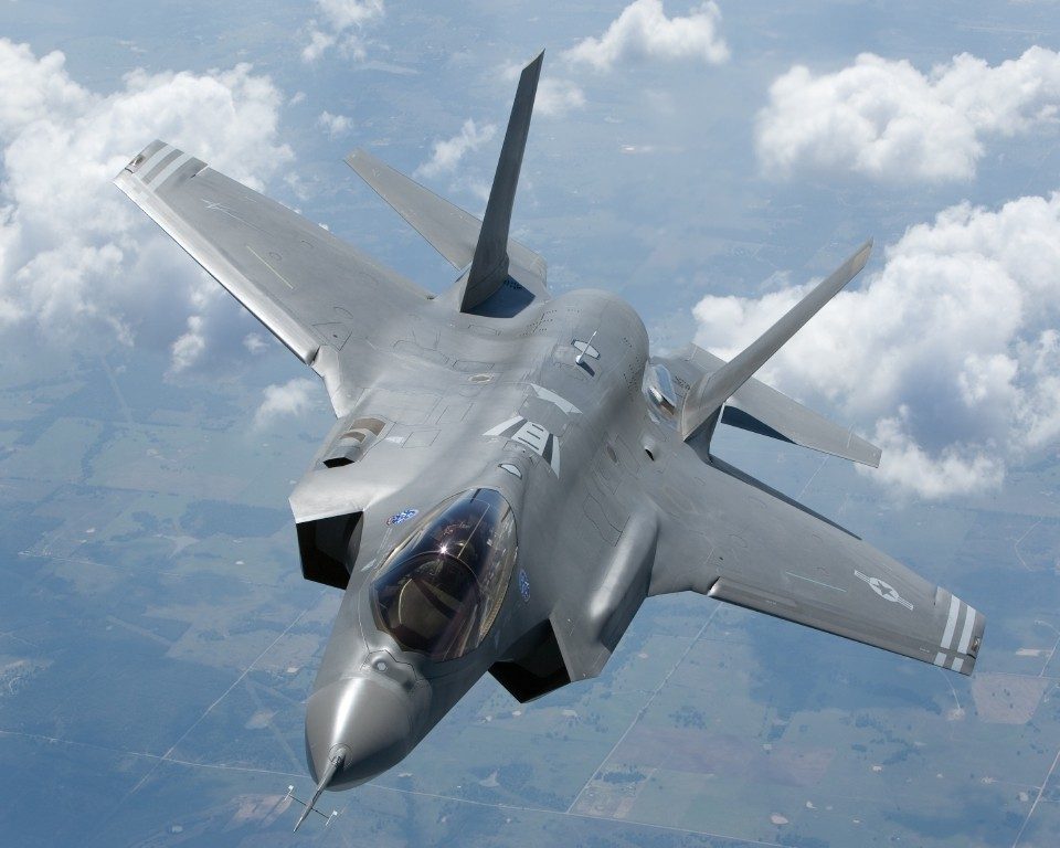 f35