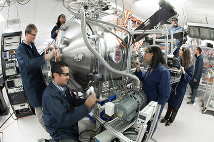 Compact Fusion Reactor