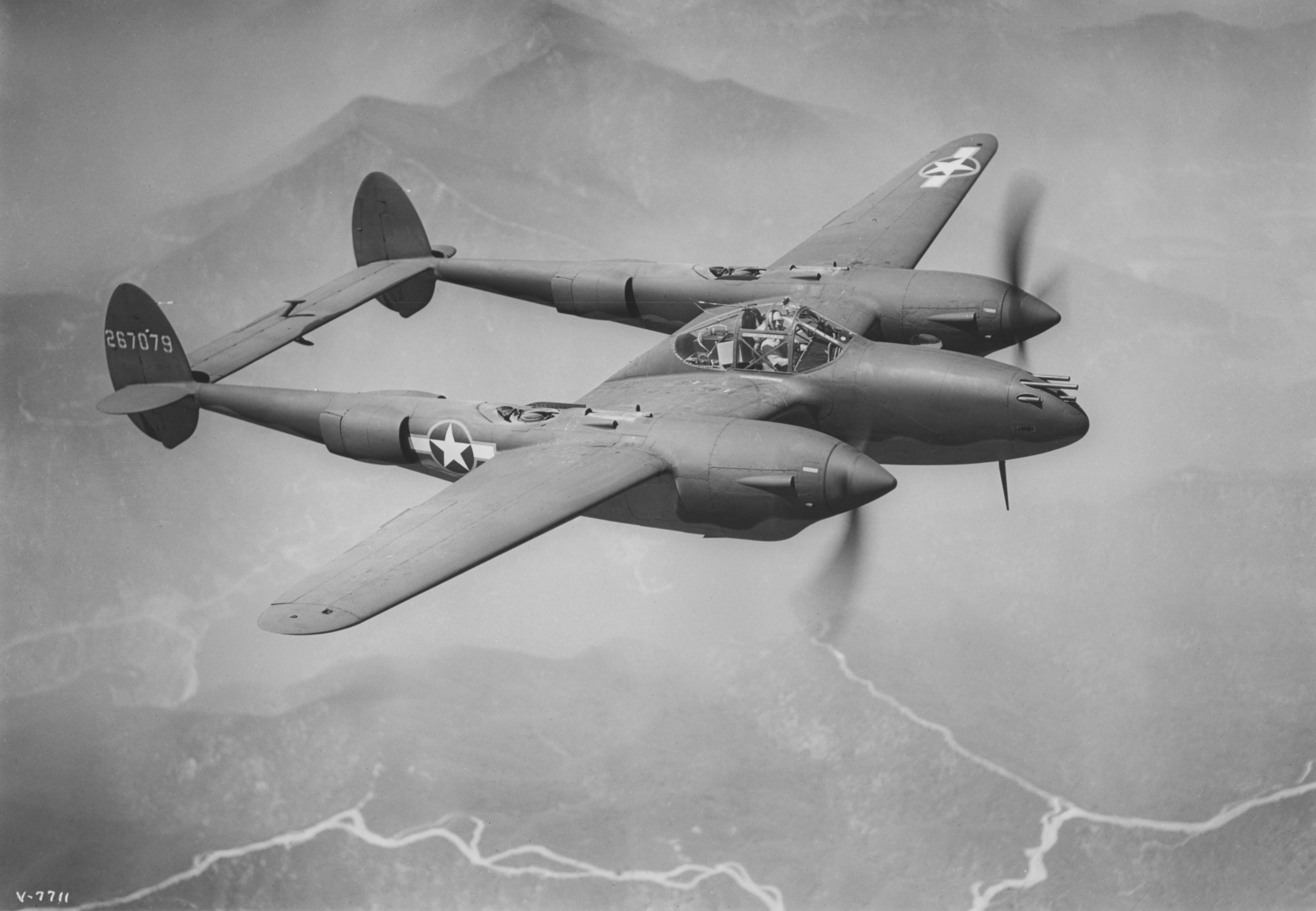 LOCKHEED P-38 LIGHTNING AIRCRAFT WWII 8x12 SILVER HALIDE PHOTO PRINT 