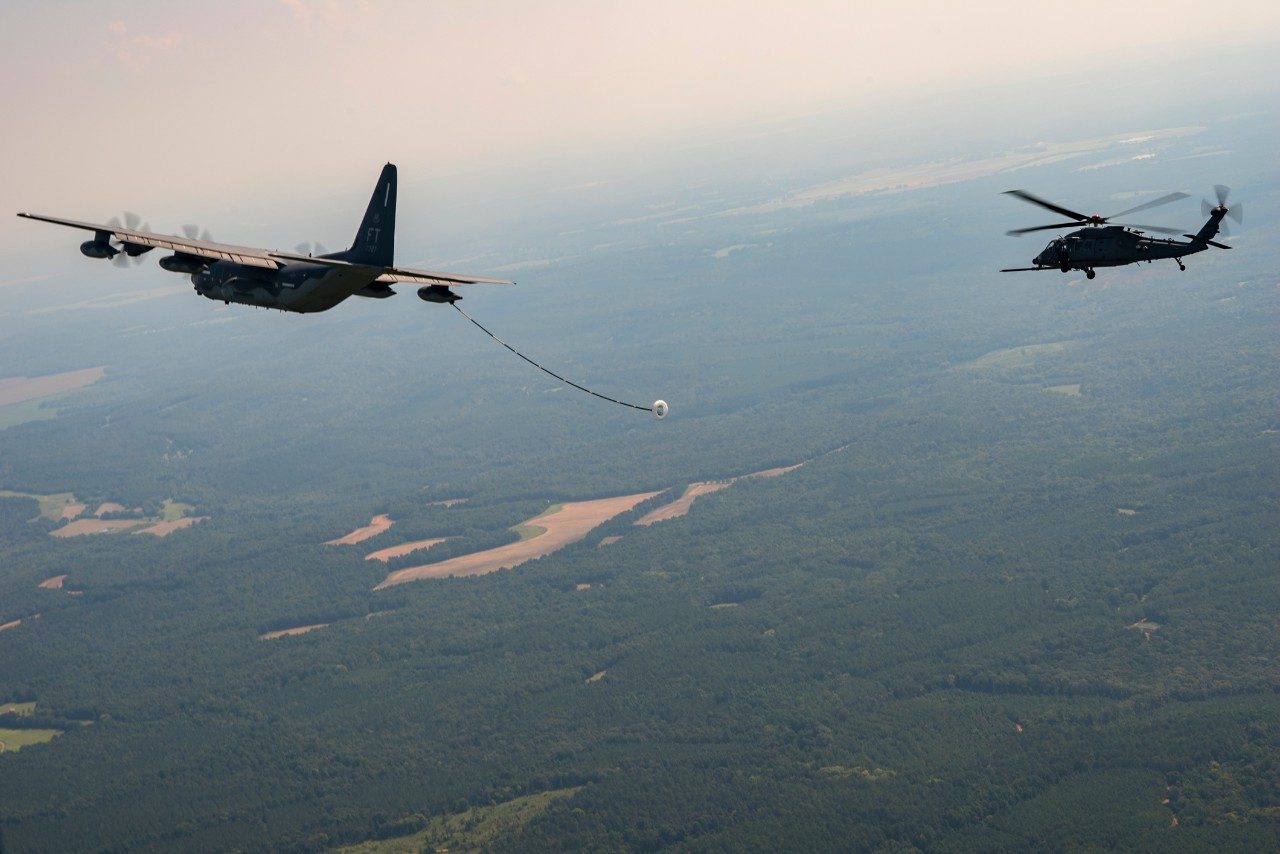 CRH helicopter air-to-air refueling (AAR) 