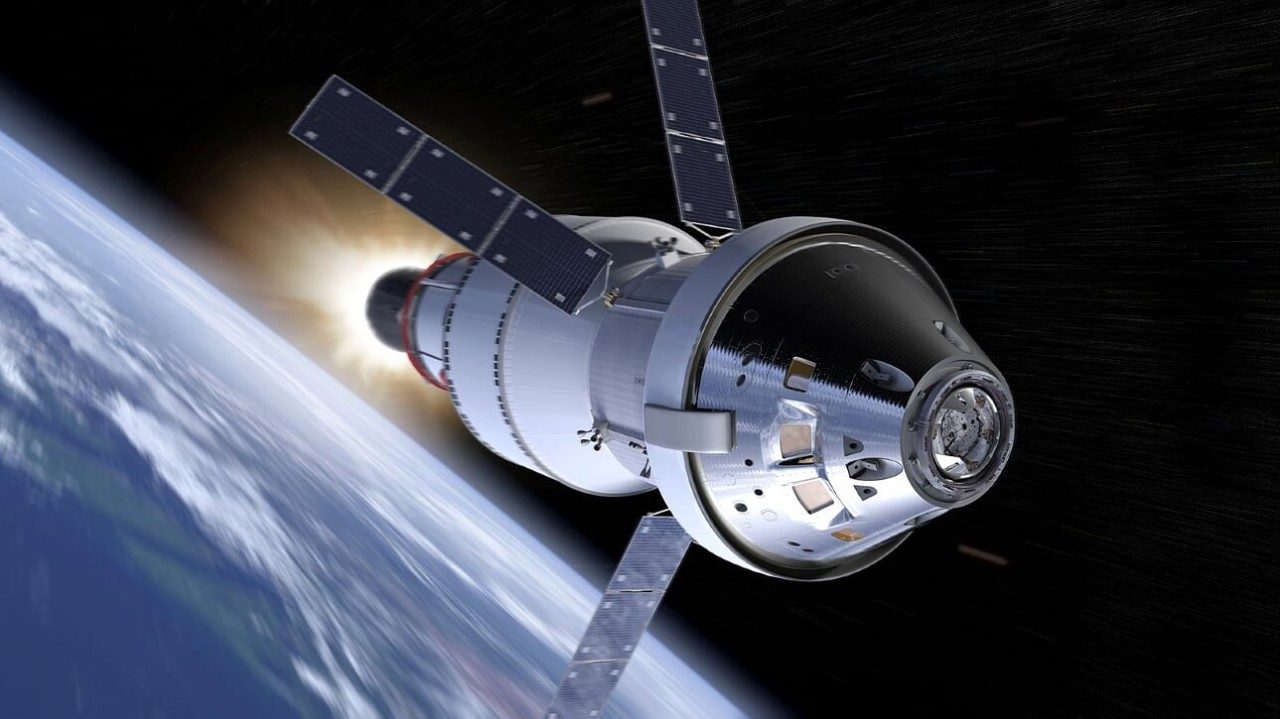 Orion render with x-ray view of redundant systems